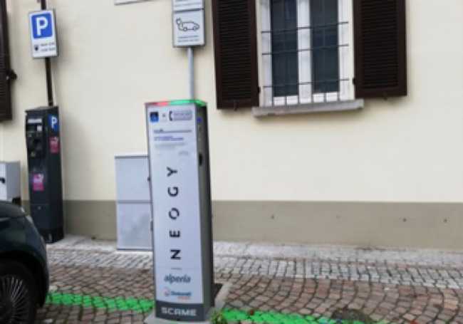 Colonnine omegna