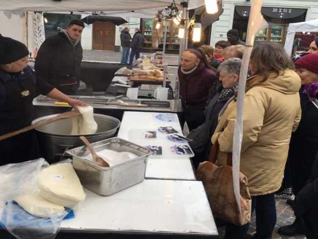 Gravellona come una volta