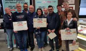 I vincitori e la menzione speciale con la giuria e Andrea Borgotti