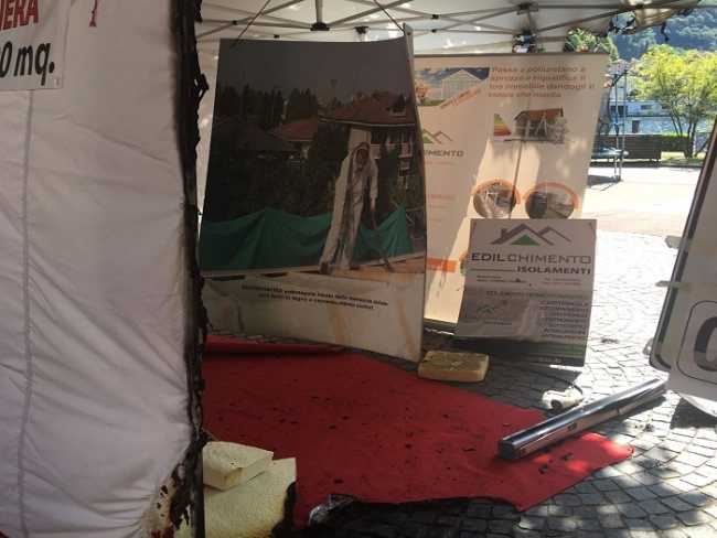 Omegna bancarella copertina4