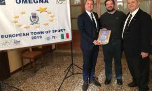 Omegna bandiera sport