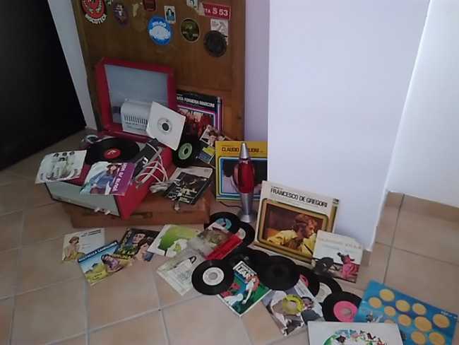 Quarna sulla luna mostra