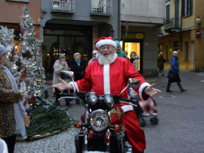 babbonatale moto omegna