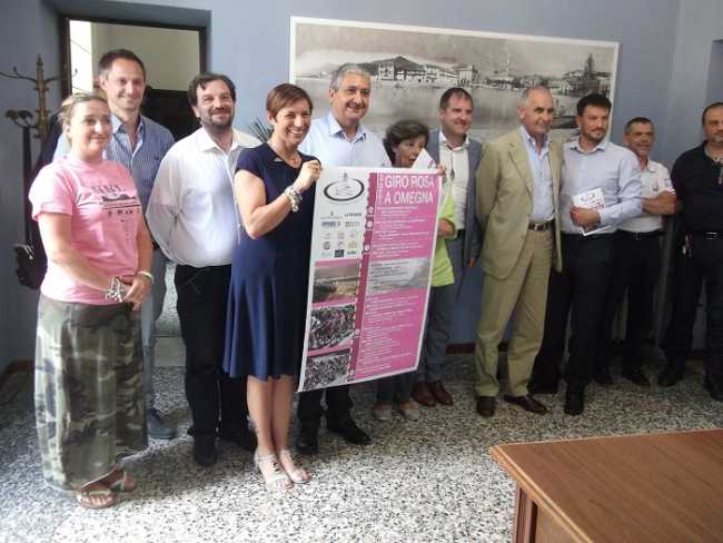 cena rosa presentazione