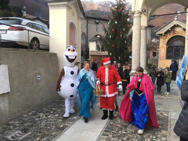 mercatini natale luzzogno