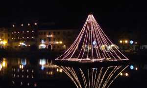 natale albero omegna