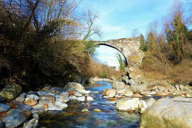 ponte antico omegna