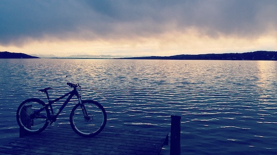 mountain bike lago
