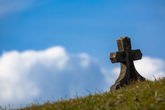 croce cimitero generica