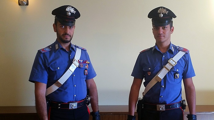 Controlli antidroga: arrestati per detenzione di 2,44 kg di hashish