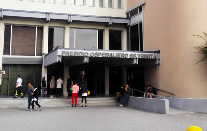 Abusi alcolici a Gozzano e Castelletto Ticino: due giovani ricoverati al Dea di Borgomanero