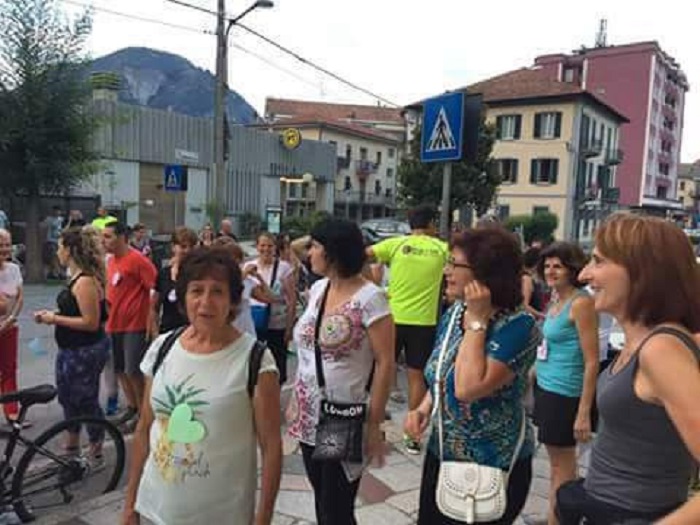 Settanta persone alla camminata per sostenere il progetto Ametista. Fotogallery