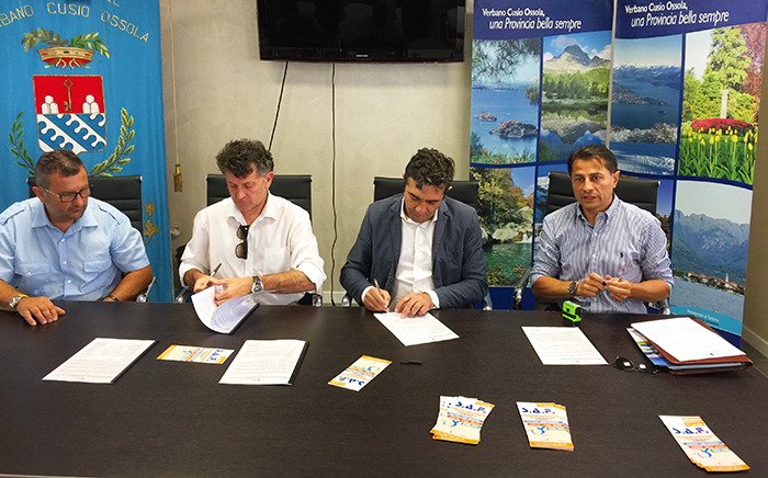 Lago d'Orta, lago Maggiore e centri commerciali collegati grazie ad un accordo
