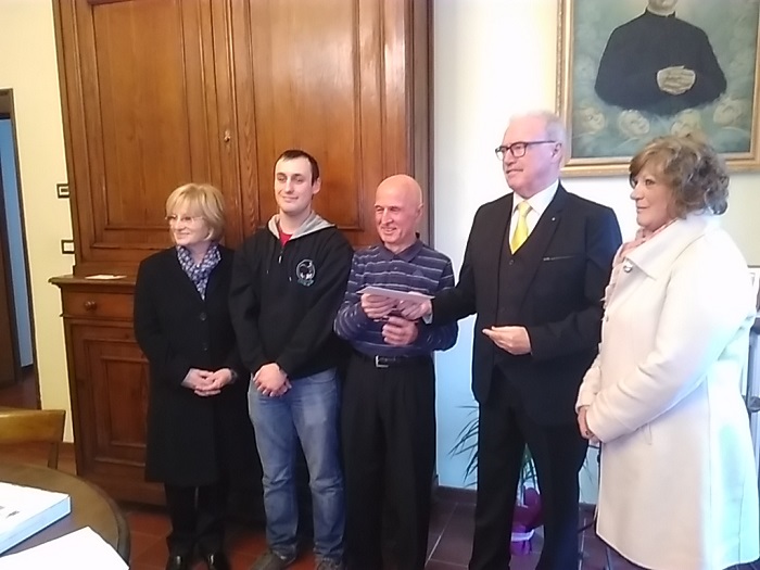 Donazione del Kiwanis club Verbania alla Caritas di Omegna. Videointervista